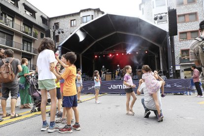 Una de les actuacions d'ahir a la tarda.