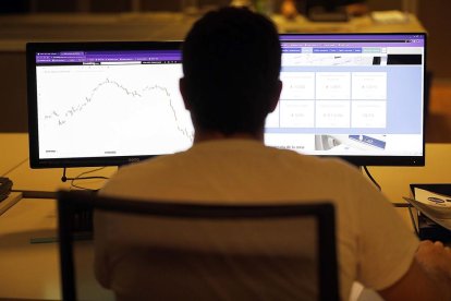 Els experts preveuen una recessió a escala mundial similar a la del 2008.