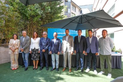 Totes les autoritas que ahir van ser presents en l'anunci de l'acord assolit dins del món de la neu.