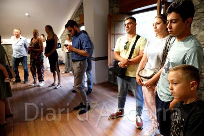 Mubafak explica la seva història durant l'acte.