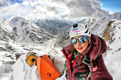 L'alpinista massanenca Stefi Troguet, en una de les seves múltiples sortides.