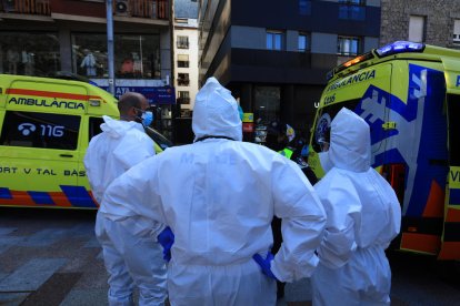 El text regula les professions titulades de la salut.