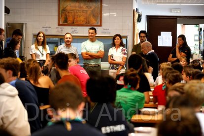 Visita del Govern a la casa de colònies AINA