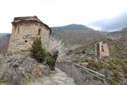 Pintades a l'església de Sant Romà de les Bons