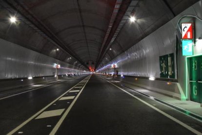 Interior del túnel de Tresponts.