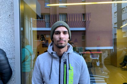 Lucas Vega va venir des de l'Argentina.