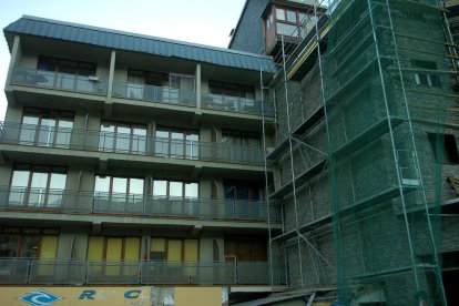 La llei que ahir va entrar en vigor busca frenar el creixement urbanístic.