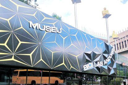 Façana del Bici Lab Andorra.