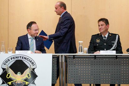 Xavier Espot, Josep Maria Rossell i Miquel Àngel Garcia, durant l'acte d'ahir.