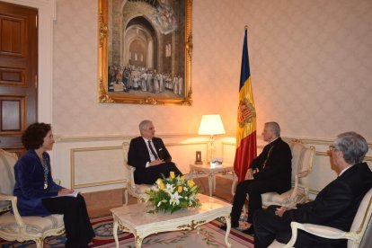 Lliurament de les cartes credencials al Palau Episcopal