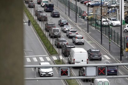 Cues a l'avinguda Tarragona