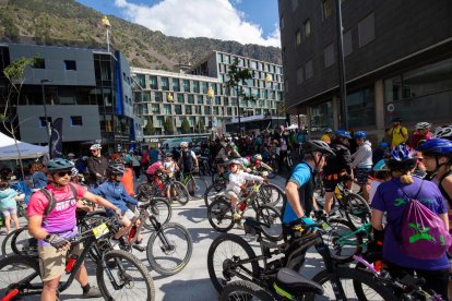 Pedalada popular pel dia Mundial de la Bicicleta