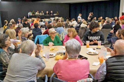 Les famílies han compartit una tarda entretinguda al quinto intergeneracional de la Massana, que ha reunit grans i petits amb una oferta plena de premis i moments d'il·lusió.