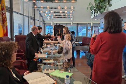 Un infant votant a Canillo