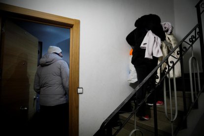 Interior del primer tercera, un dels pisos més afectats per les esquerdes.