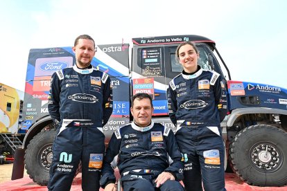 Peter Vojkovsky, Albert Llovera i Margot Llobera s'han vist obligats a abandonar la present edició del Dakar.