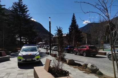 Cues per l'operació gàbia a Encamp