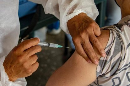 El nou vaccí ofereix immunitat contra més variants