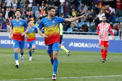 Sinan Bakis celebra el gol que va donar la victòria a l'FC Andorra.