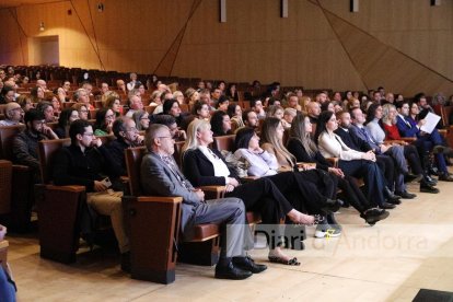 El públic aquesta nit al míting general d'Andorra Endavant a la capital