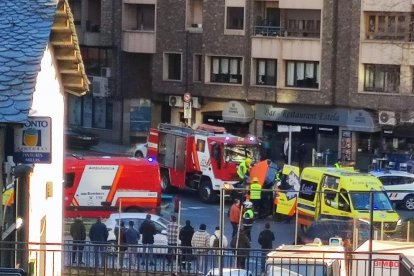 Accident a la rotonda de Tobira