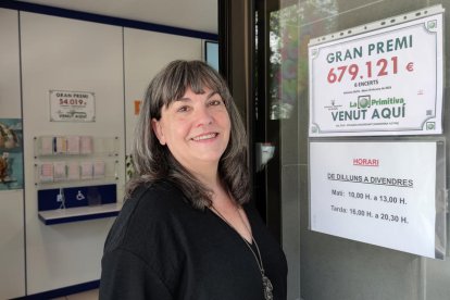 Una de les responsables de l'administració.