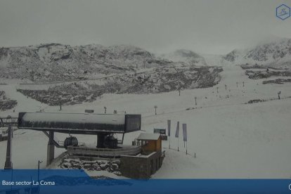 Neu aquest matí a La Coma, a Arcalís