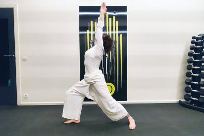 VIRABHADRASANA (GUERRER)