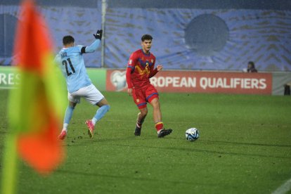 Ian Olivera, durant el duel contra Israel.