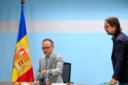 El cap de Govern, Xavier Espot, i el secretari d'Estat per a les Relacions amb la Unió Europea, Landry Riba.