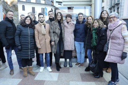 Anna Garcia amb els membres de la llista demòcrata a Escaldes