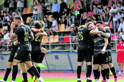 El gol de Garrido va desfermar l'eufòria al Comunal.