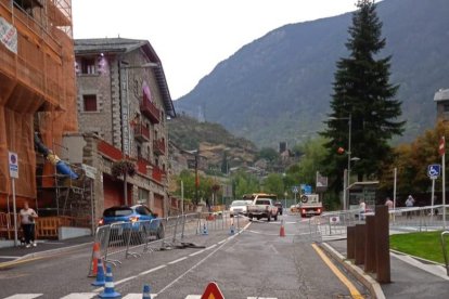 Pas alternatiu a l'avinguda de François Mitterrand