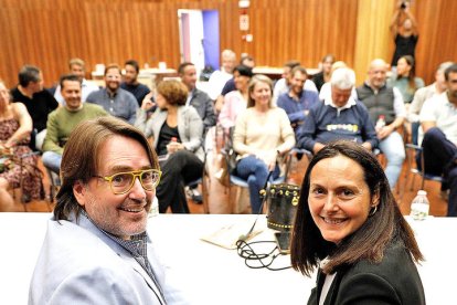 Naudi i Molné durant el congrés d'ahir a la nit.