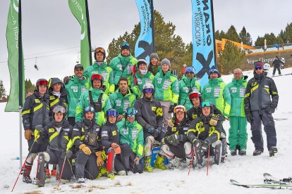 Els equips d'alpí i els d'EEBE, a l'Esparver.