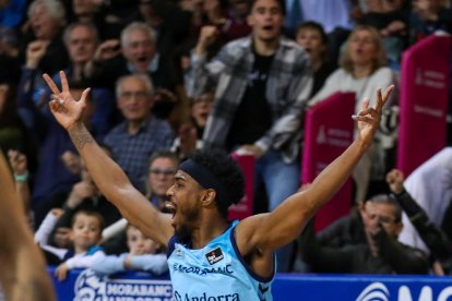 El MoraBanc va sumar la tercera victòria consecutiva.