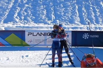Gina del Rio arribant al Campionat del món júnior a Planica