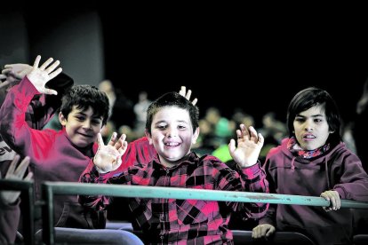 Durant la jornada de la cantada interescolar també es van exposar els treballs que l'alumnat ha fet a les classes de plàstica sobre les parròquies.