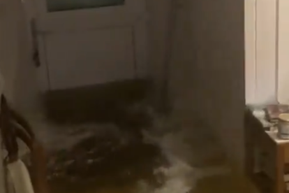 Una casa inundada per les riuades a Austràlia