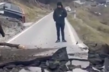 L'esllavissada d'un roc a Suïssa fa destrosses importants