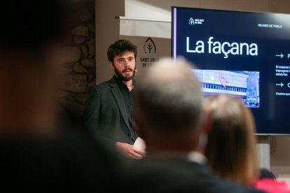 El cònsol major de Sant Julià, Cerni Cairat, ahir a la sala Sergi Mas.