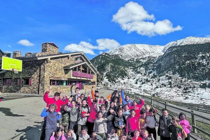Més de 140 infants i joves d'Encamp han participat en les activitats de lleure de Pasqua organitzades des de l'Espai Jove, l'àrea de Jovent i el Llaç d'Animació d'Encamp i el Pas de la Casa, per ajudar a la conciliació laboral de les famílies.