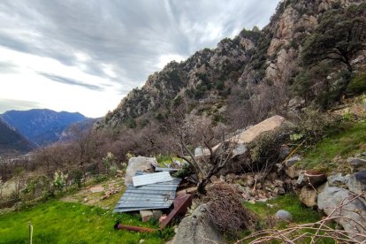 Una de les roques més grans que van desprendre's.