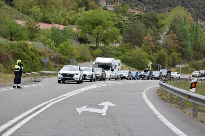 Cua de cotxes a l'N-260