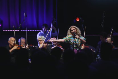 Carme Canela i l’ONCA van tancar ahir el Festival de jazz.