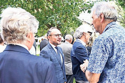 Xavier Espot a la recepció de la festa nacional a l’ambaixada francesa.