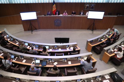 Yvan Lara, Pablo Tucat i Jorge Díaz a la presentació de l’estudi