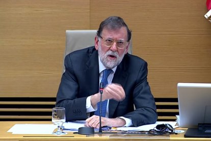 Rajoy durant la compareixença.