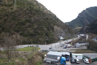 Vista de la carretera general des de la Margineda.