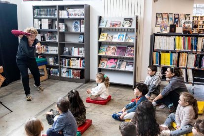 Taller de conta contes pels infants de la Massana